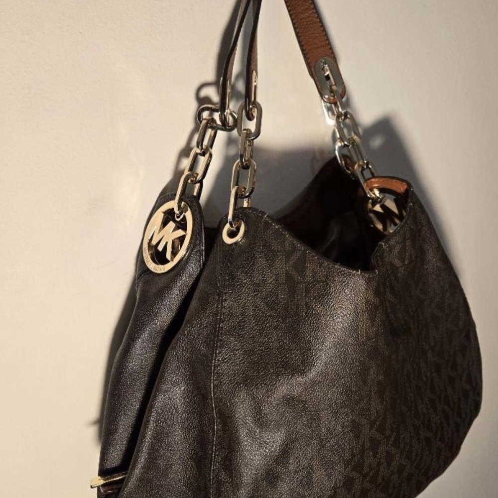 Michael Kors Authenic Fulton Hobo Brown And Tan elegant Designer Bag with Duster - Picture 4 of 9